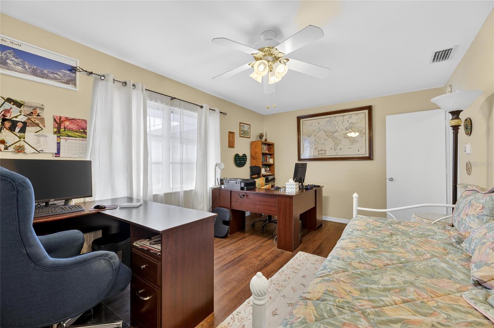 1302 DESERT HILLS DR, SUN CITY CENTER, FL, 33573