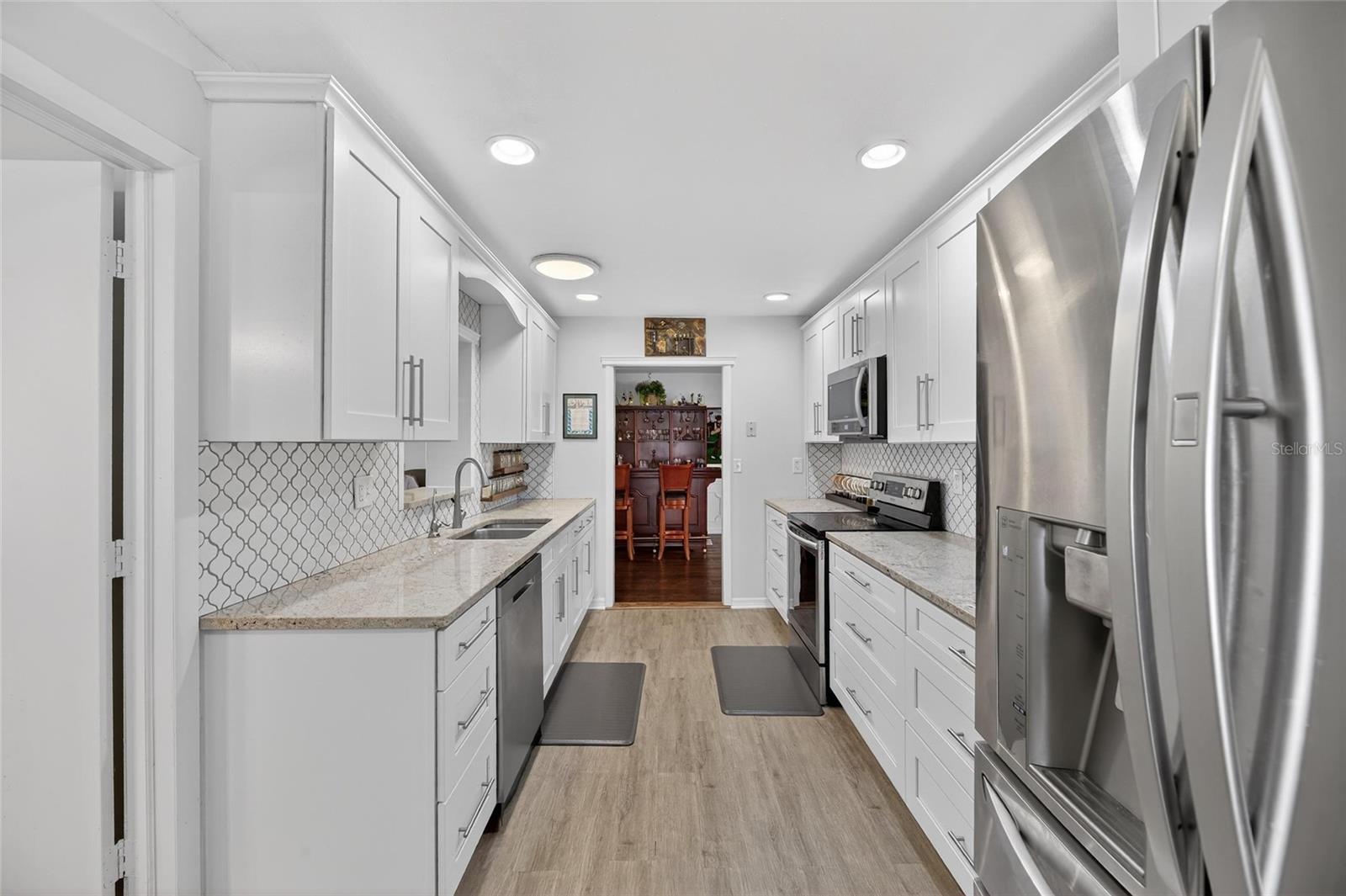 1302 DESERT HILLS DR, SUN CITY CENTER, FL, 33573
