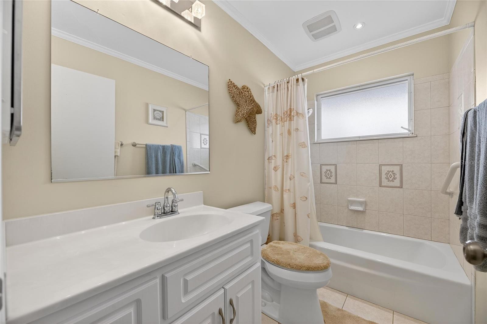 1302 DESERT HILLS DR, SUN CITY CENTER, FL, 33573
