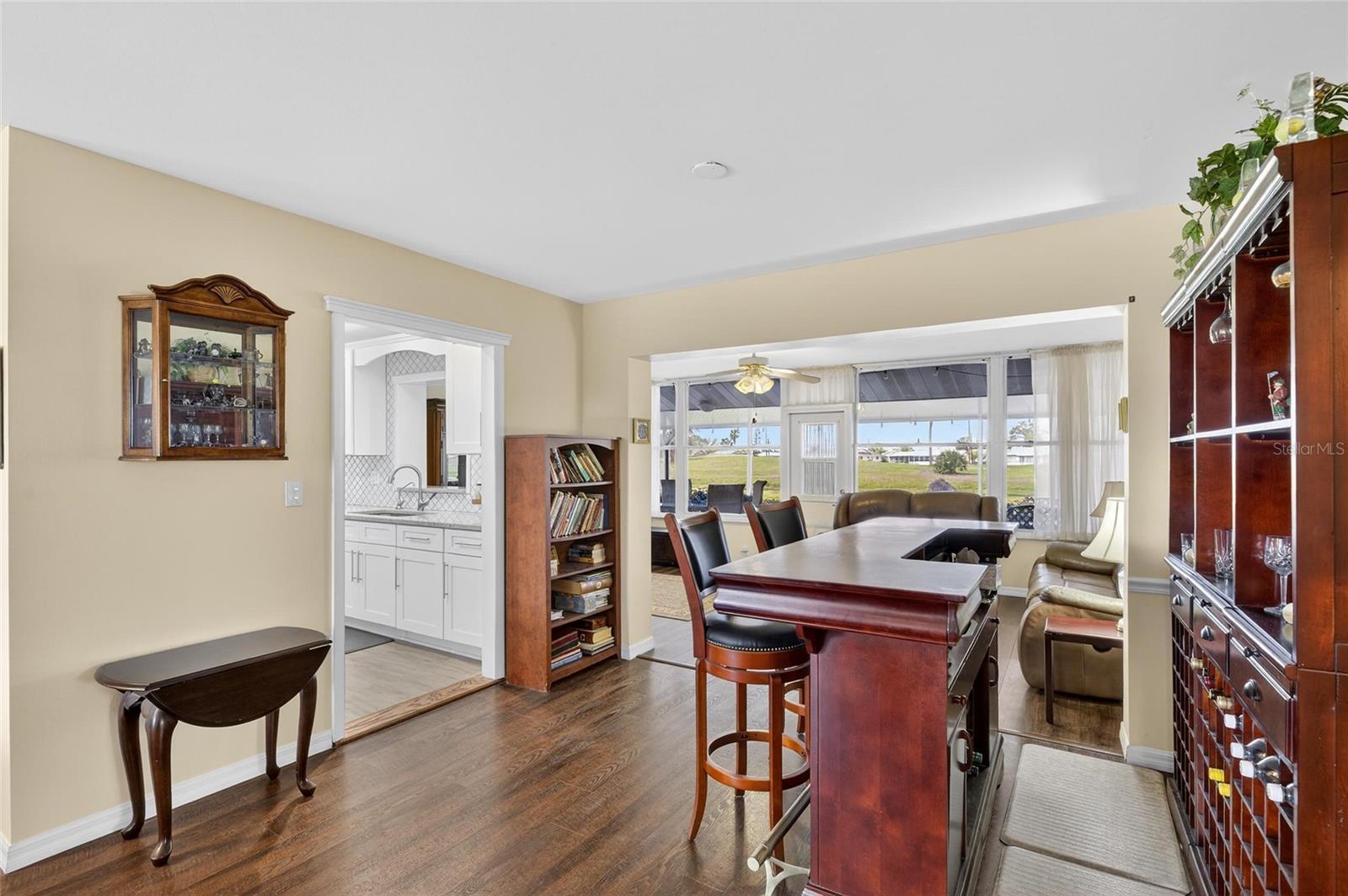 1302 DESERT HILLS DR, SUN CITY CENTER, FL, 33573