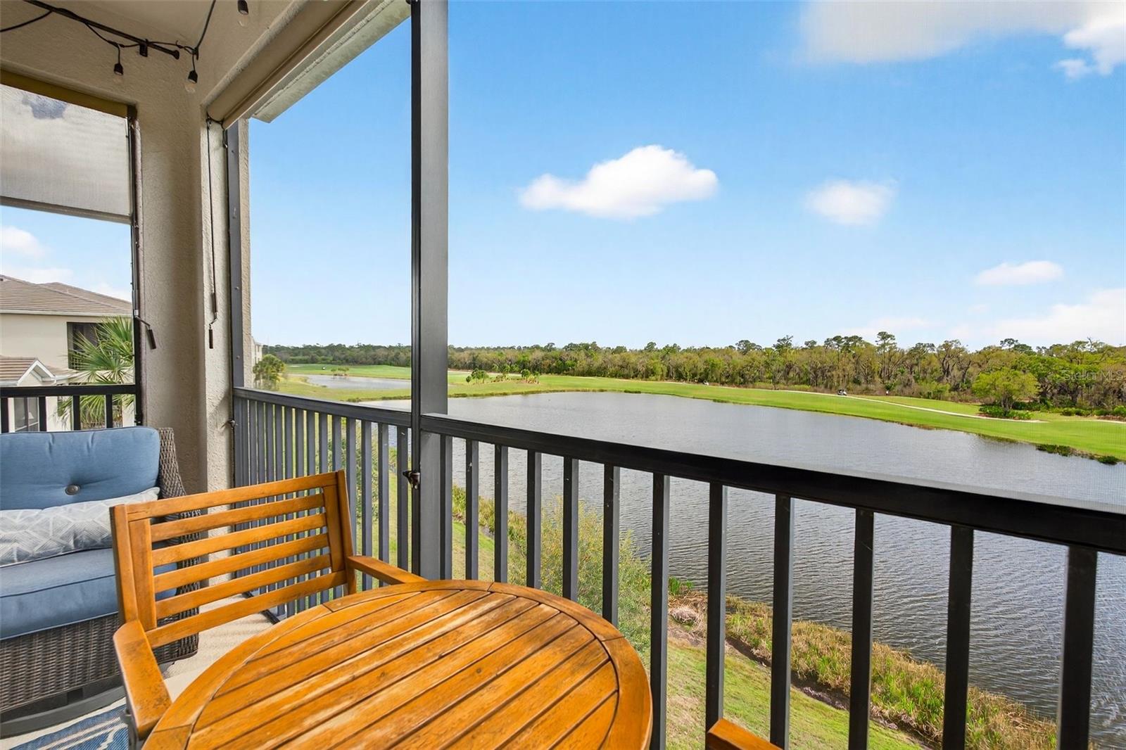 17520 GAWTHROP DR #401, LAKEWOOD RANCH, FL, 34211