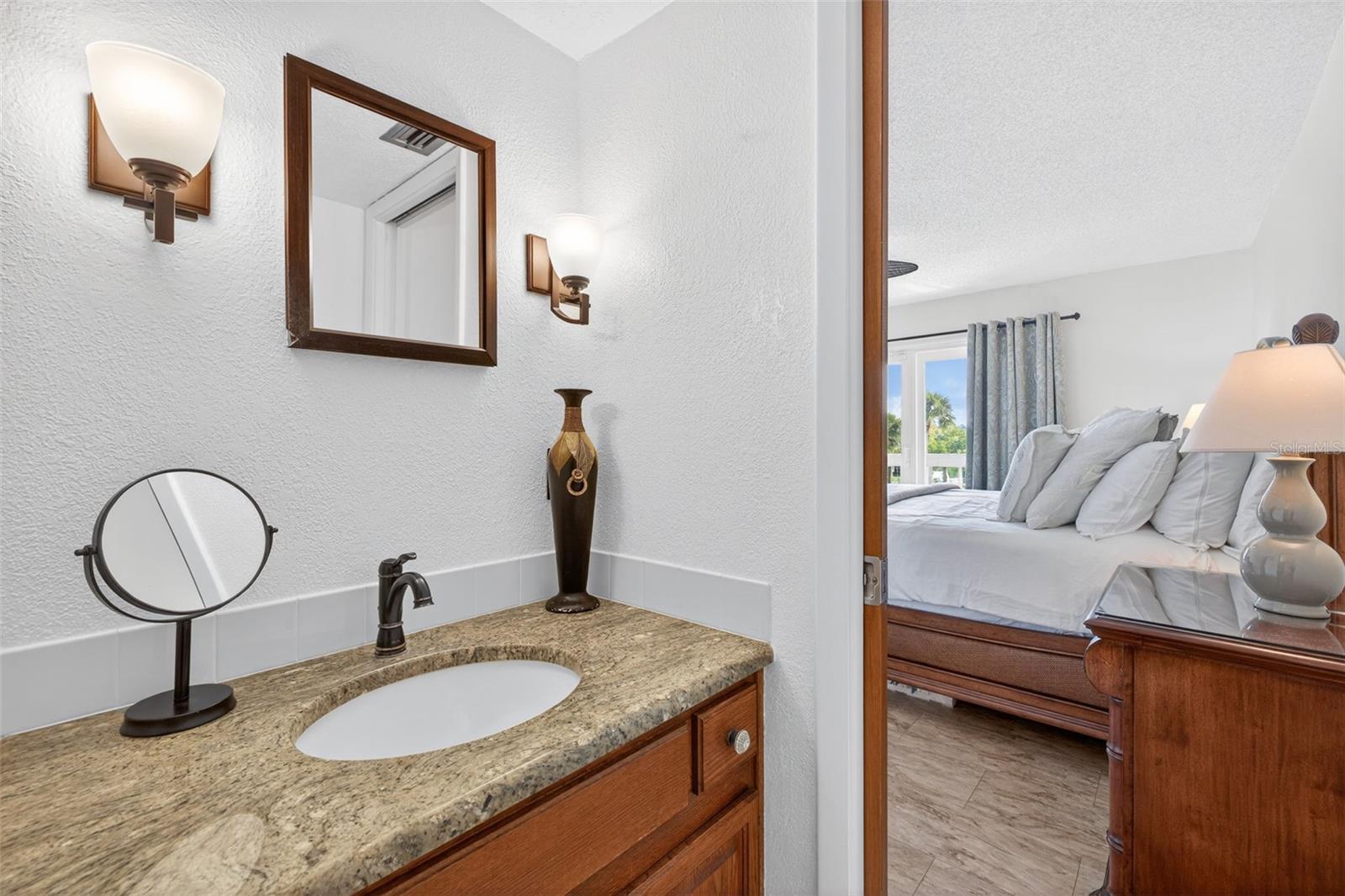 19010 GULF BLVD #101, INDIAN SHORES, FL, 33785
