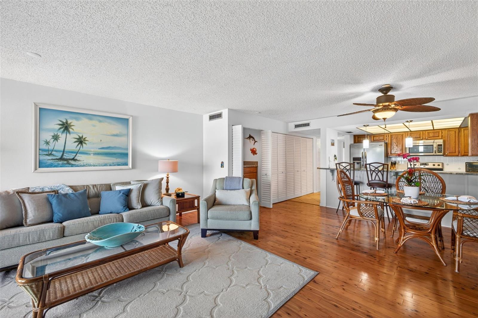 19010 GULF BLVD #101, INDIAN SHORES, FL, 33785