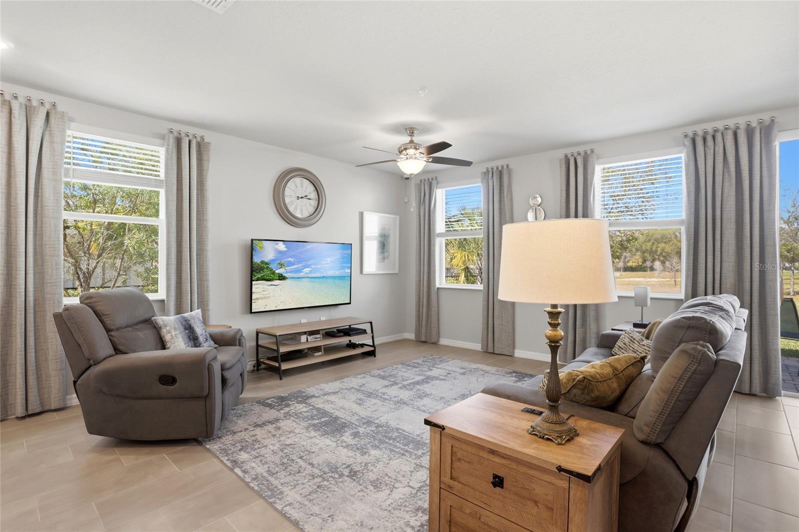 1123 DESERT CANDLE DR, OCOEE, FL, 34761