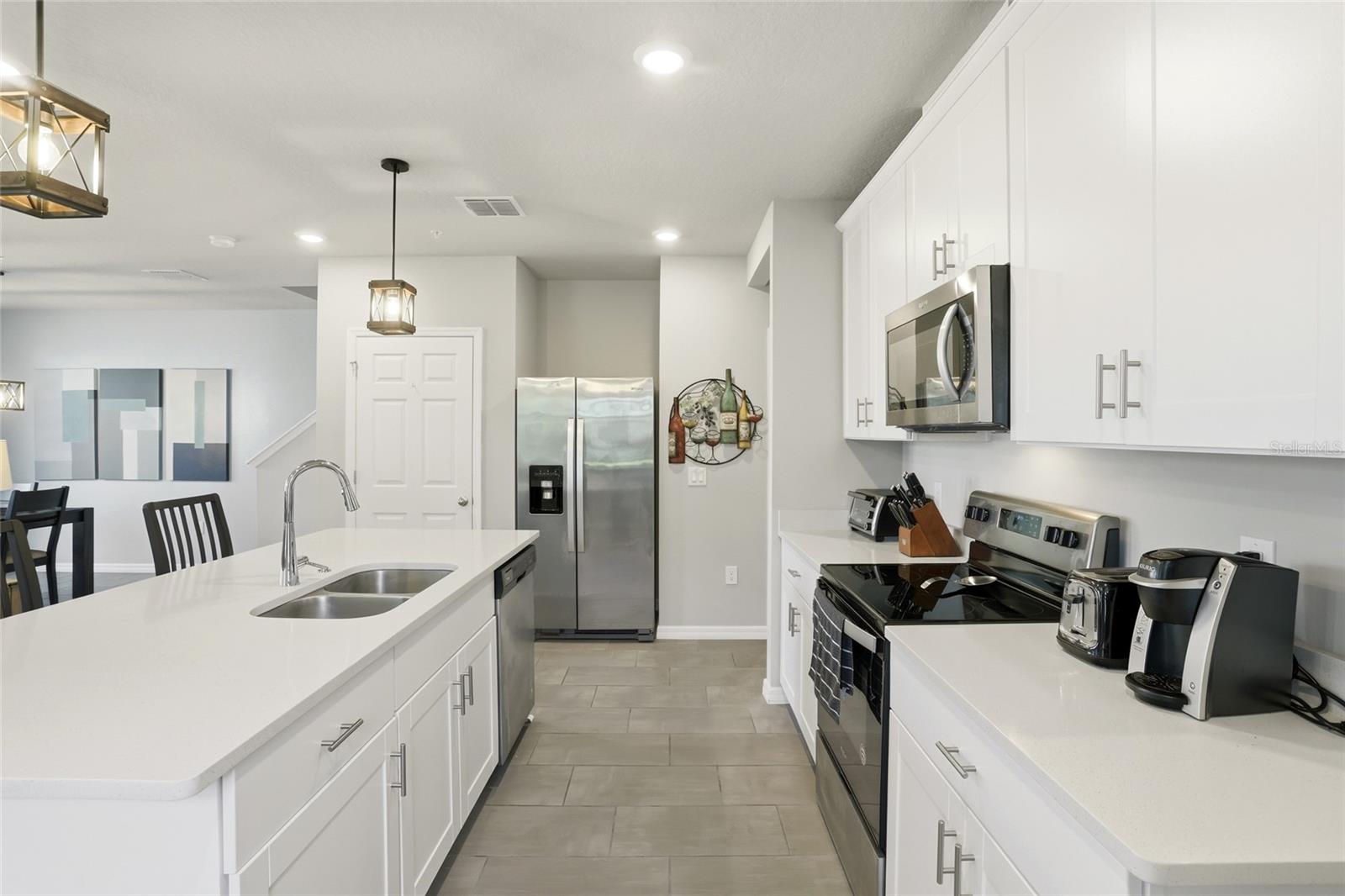 1123 DESERT CANDLE DR, OCOEE, FL, 34761