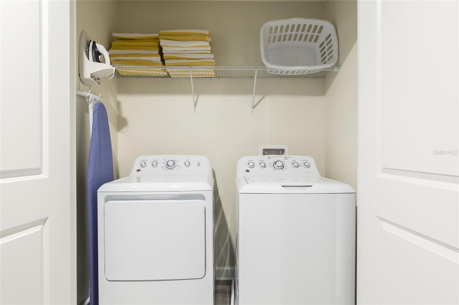 9045 STINGER DR, DAVENPORT, FL, 33896