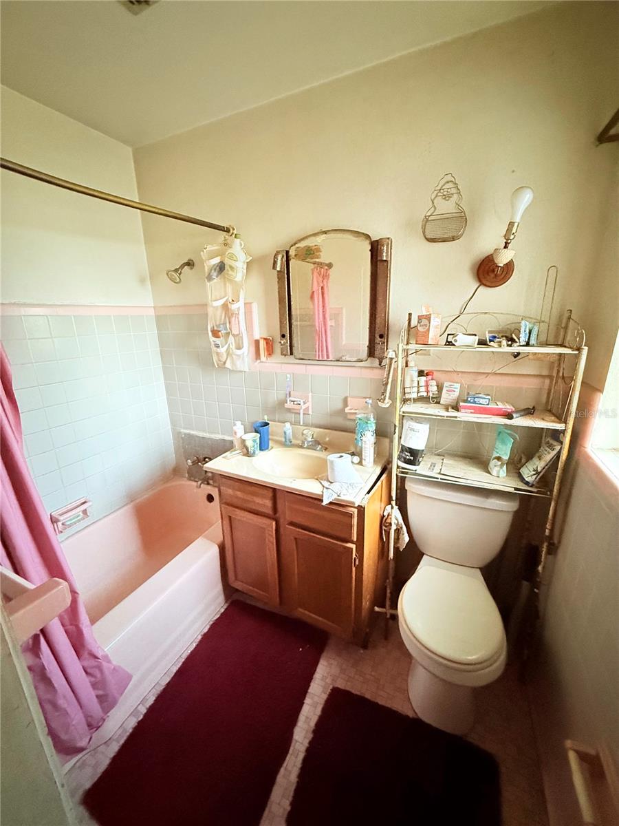 1600 27TH AVE S, ST PETERSBURG, FL, 33712