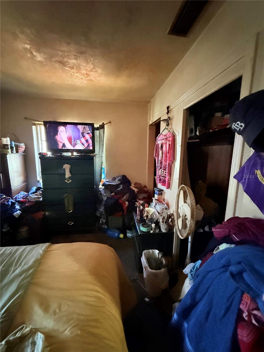 1600 27TH AVE S, ST PETERSBURG, FL, 33712