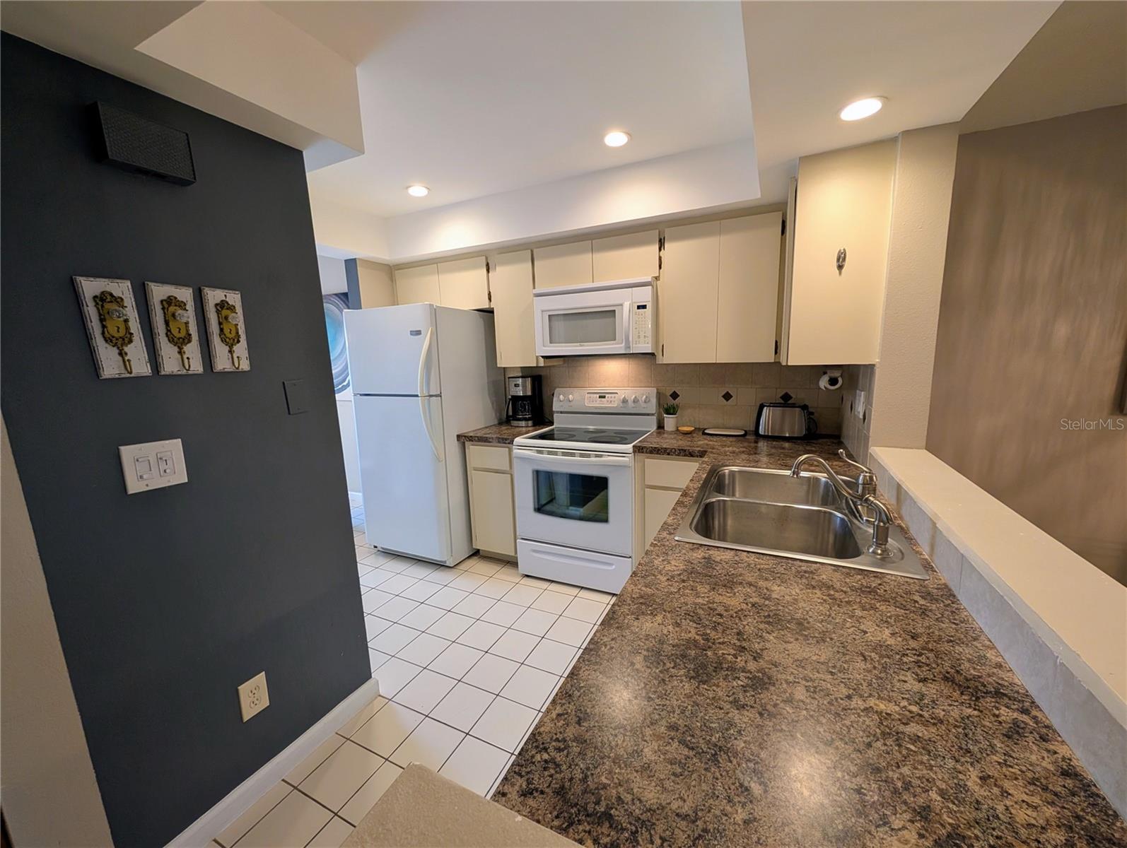 6896 W COUNTRY CLUB LN #148, SARASOTA, FL, 34243