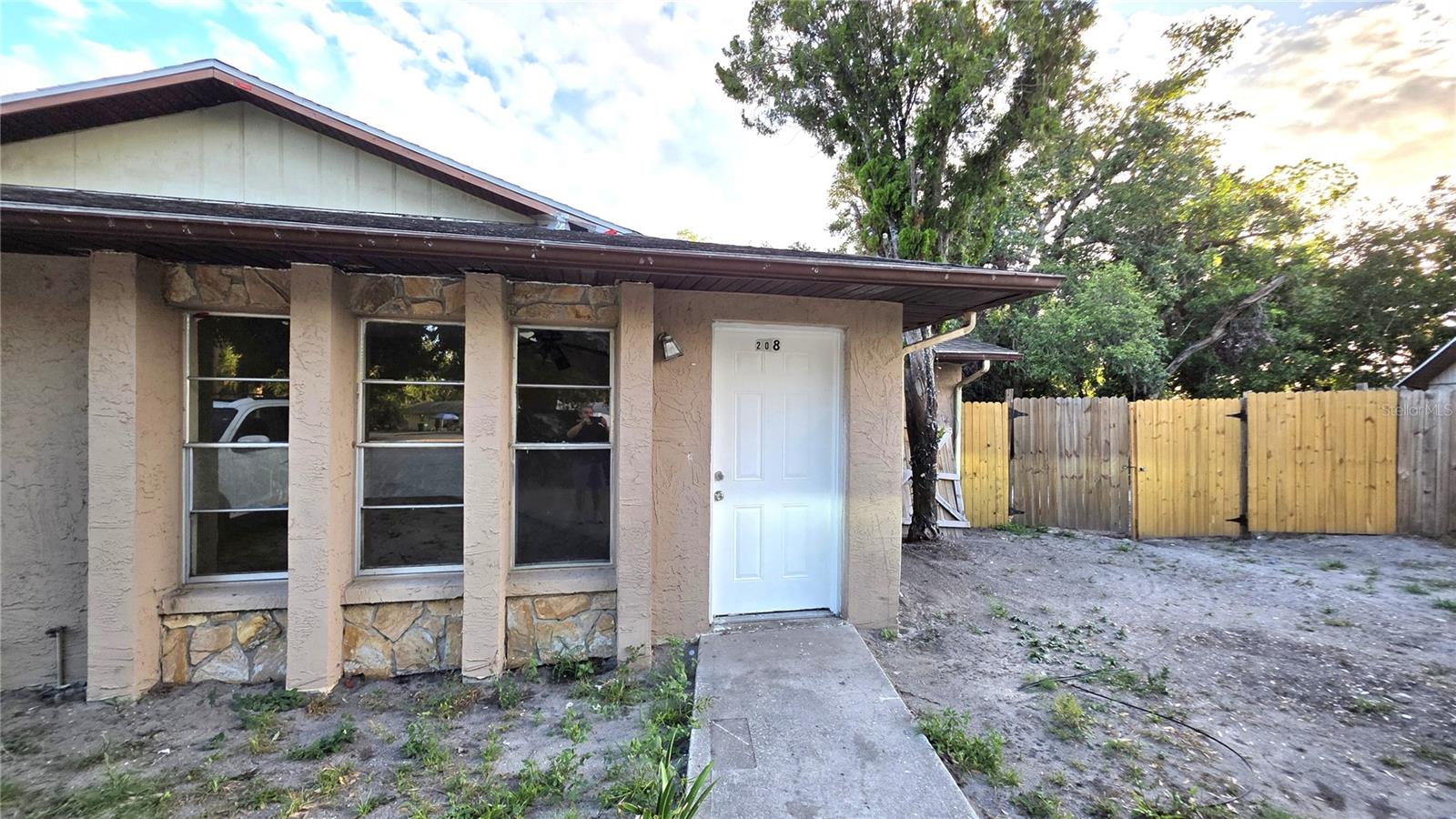 208 58TH AVE E, BRADENTON, FL, 34203