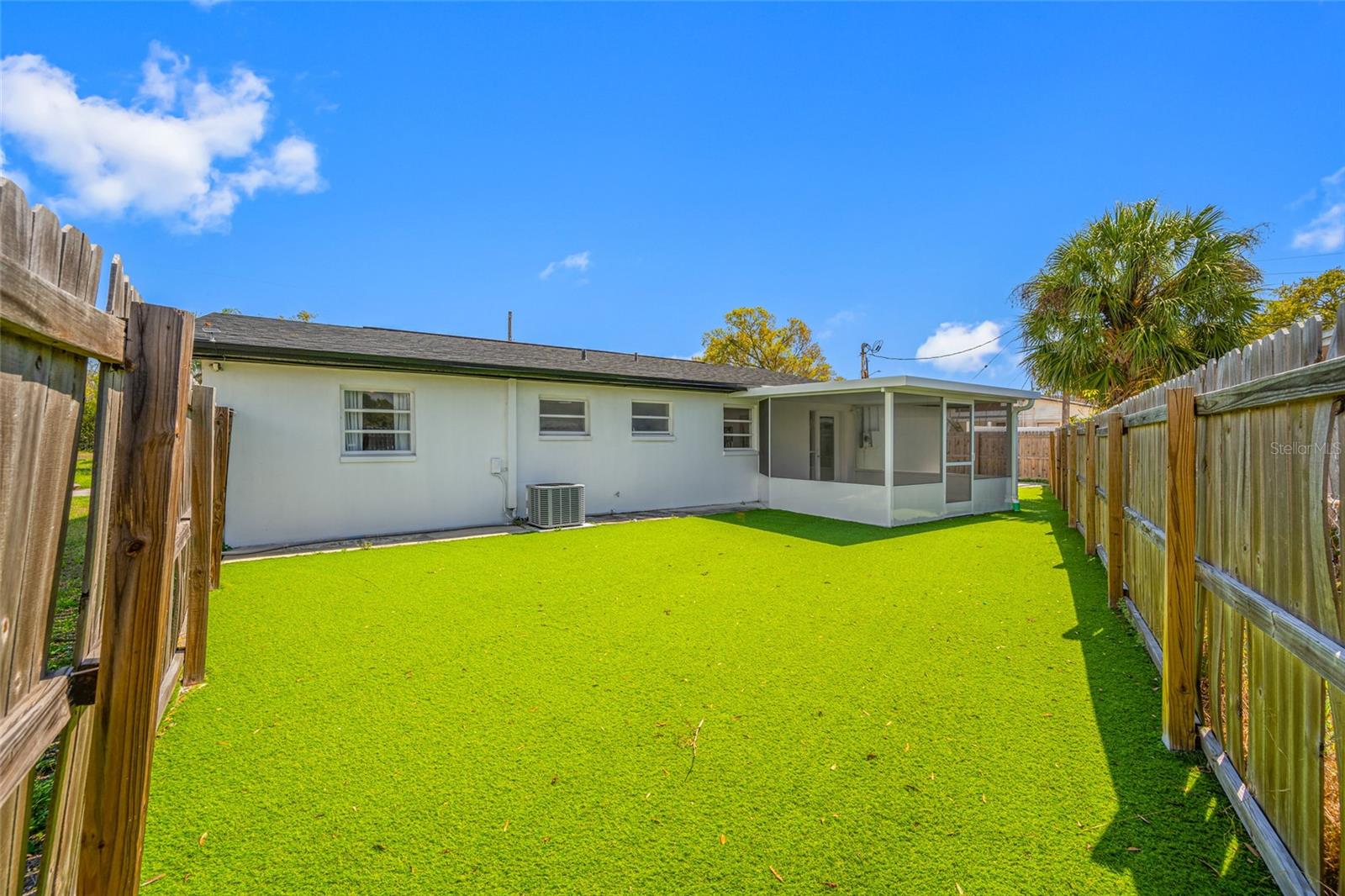 4916 CARLYLE RD, TAMPA, FL, 33615