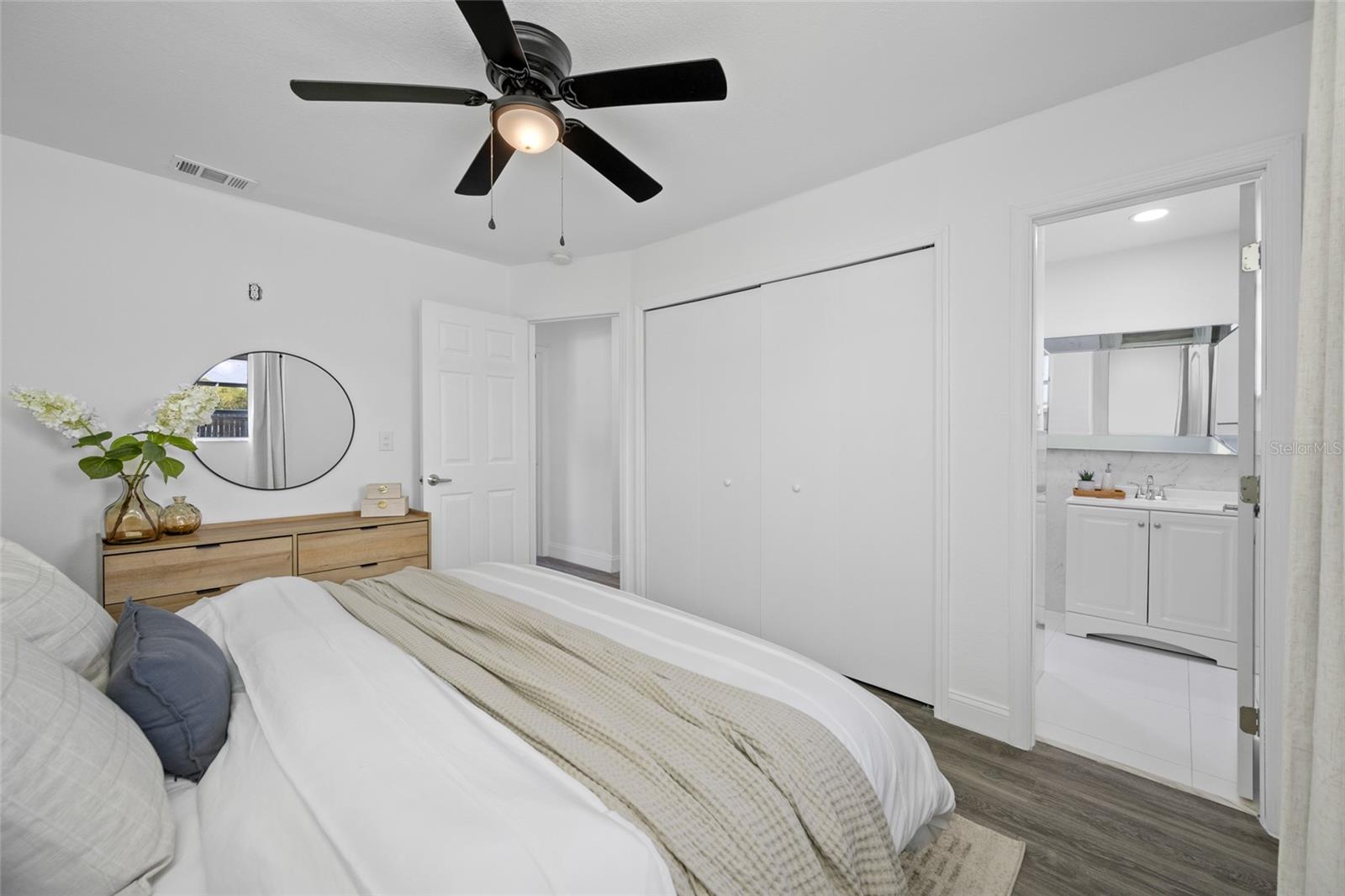 4916 CARLYLE RD, TAMPA, FL, 33615