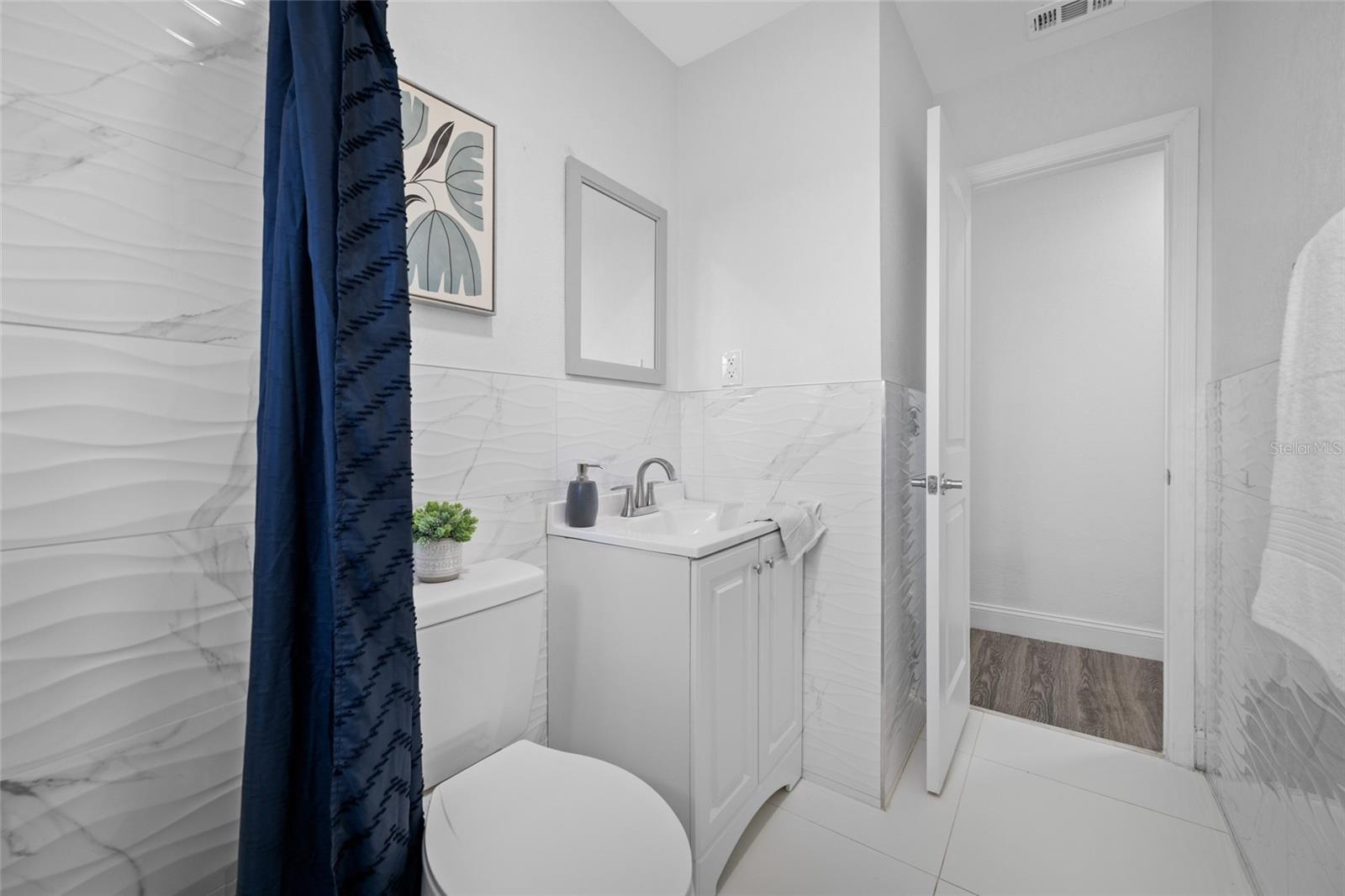 4916 CARLYLE RD, TAMPA, FL, 33615