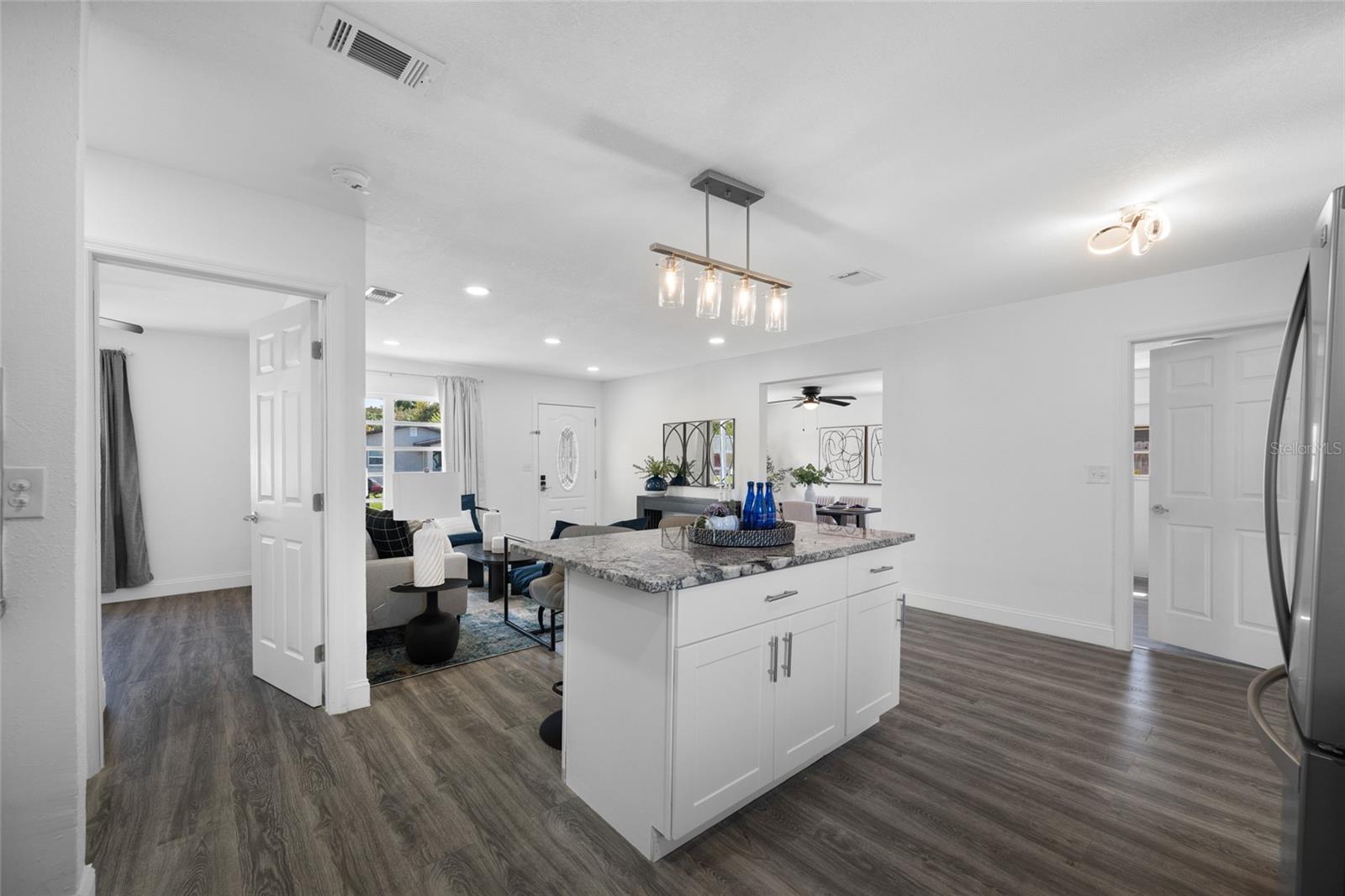 4916 CARLYLE RD, TAMPA, FL, 33615