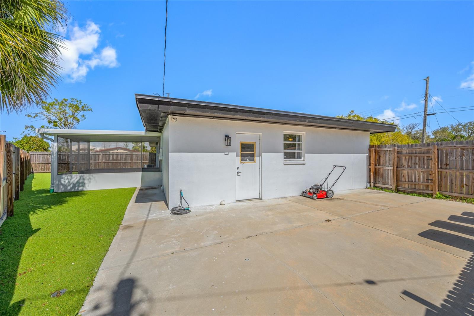 4916 CARLYLE RD, TAMPA, FL, 33615