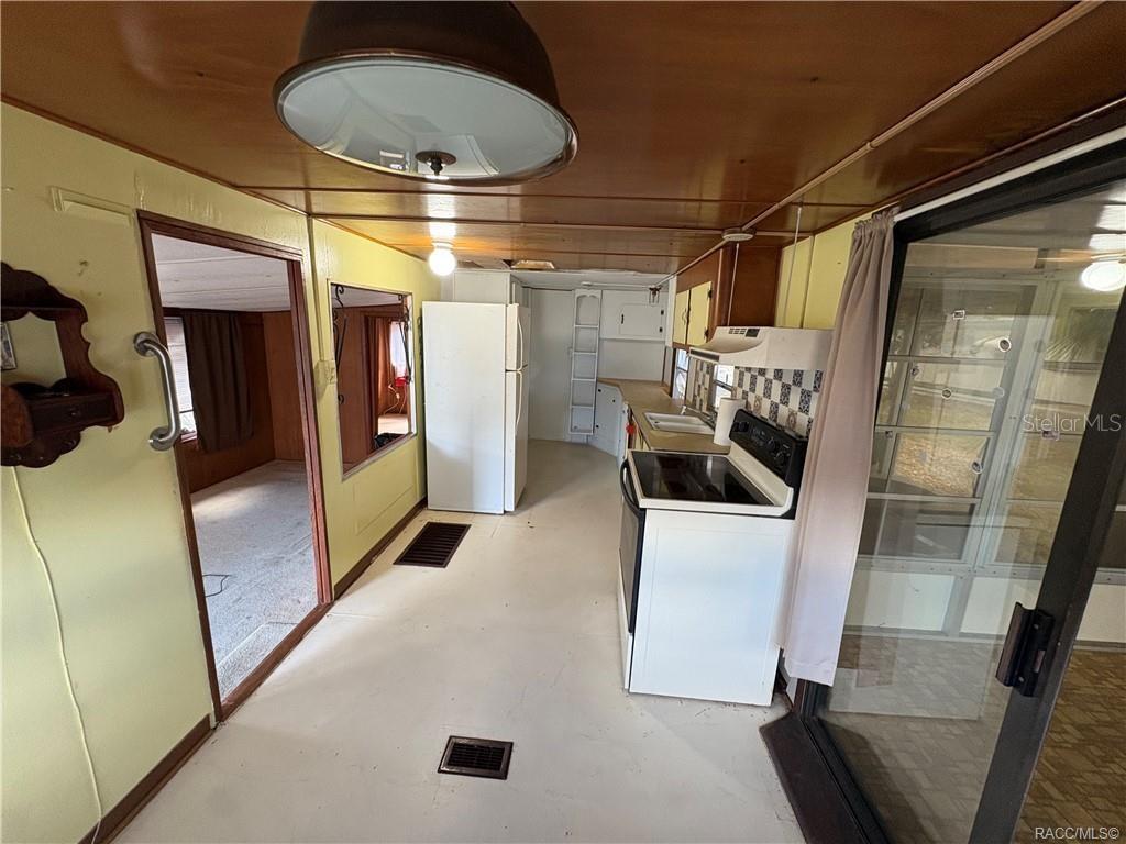 6600 E LAKATO LN, INVERNESS, FL, 34453