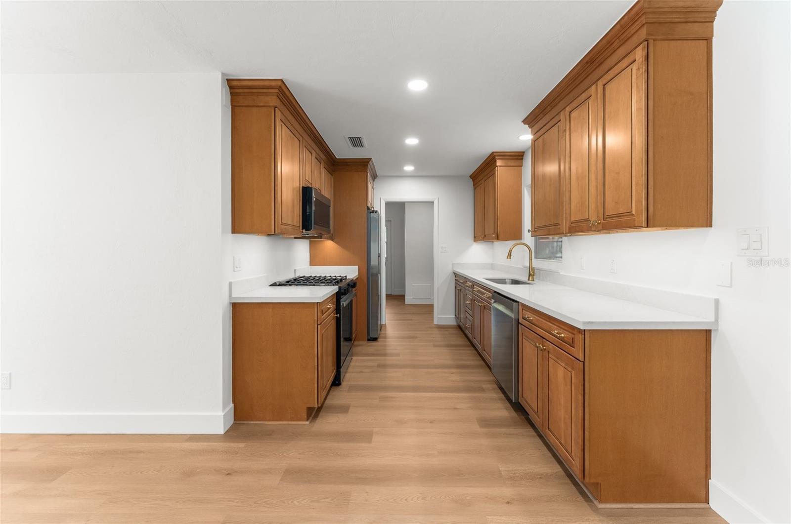 3853 NW 33RD PL, GAINESVILLE, FL, 32606