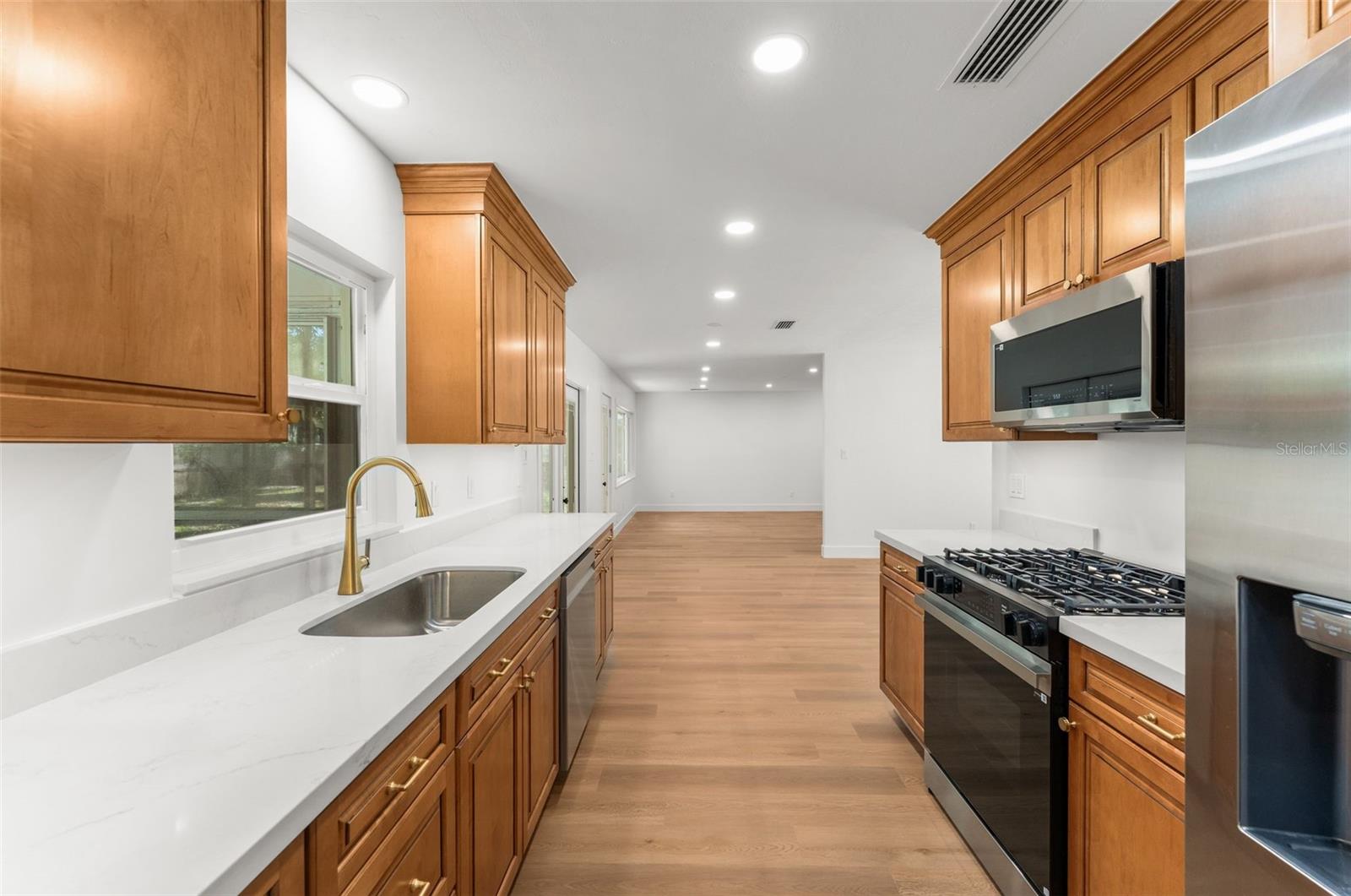 3853 NW 33RD PL, GAINESVILLE, FL, 32606