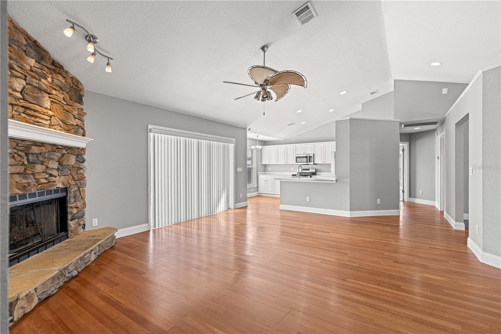 10485 SE 42ND CT, BELLEVIEW, FL, 34420