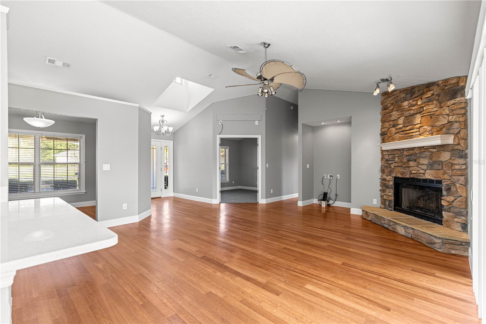 10485 SE 42ND CT, BELLEVIEW, FL, 34420