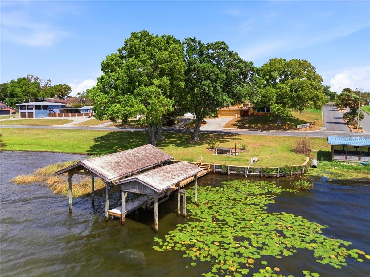 1202 LAKE ARIANA BLVD, AUBURNDALE, FL, 33823