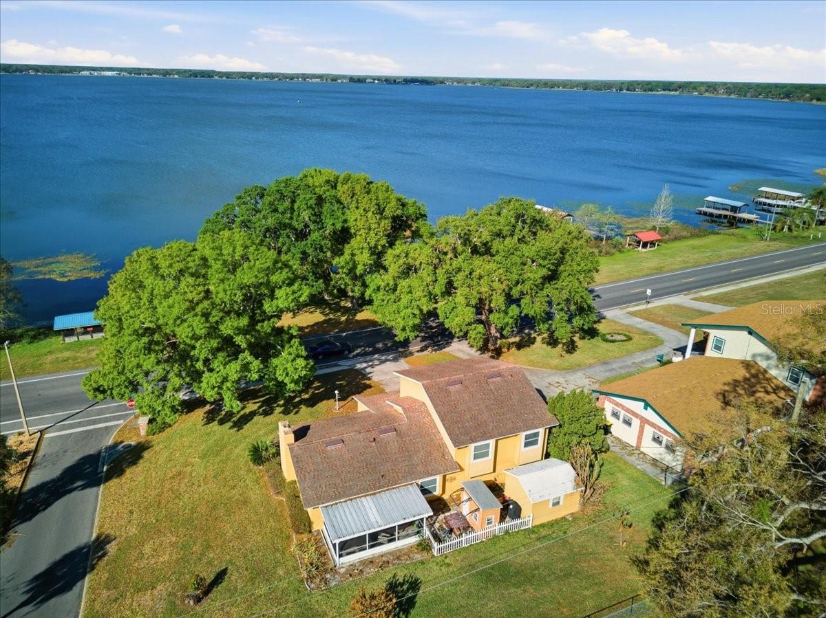 1202 LAKE ARIANA BLVD, AUBURNDALE, FL, 33823