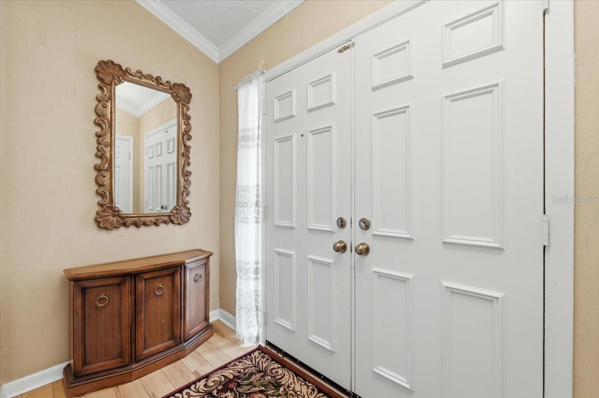 1202 LAKE ARIANA BLVD, AUBURNDALE, FL, 33823