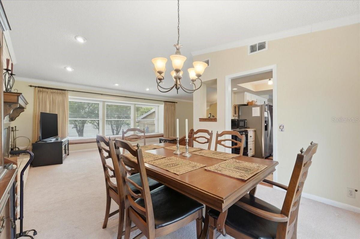 1202 LAKE ARIANA BLVD, AUBURNDALE, FL, 33823