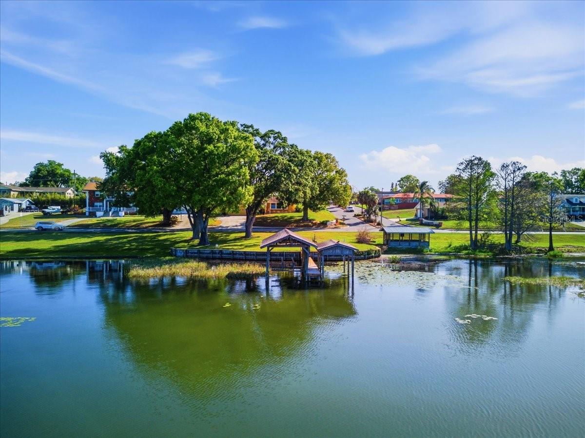 1202 LAKE ARIANA BLVD, AUBURNDALE, FL, 33823