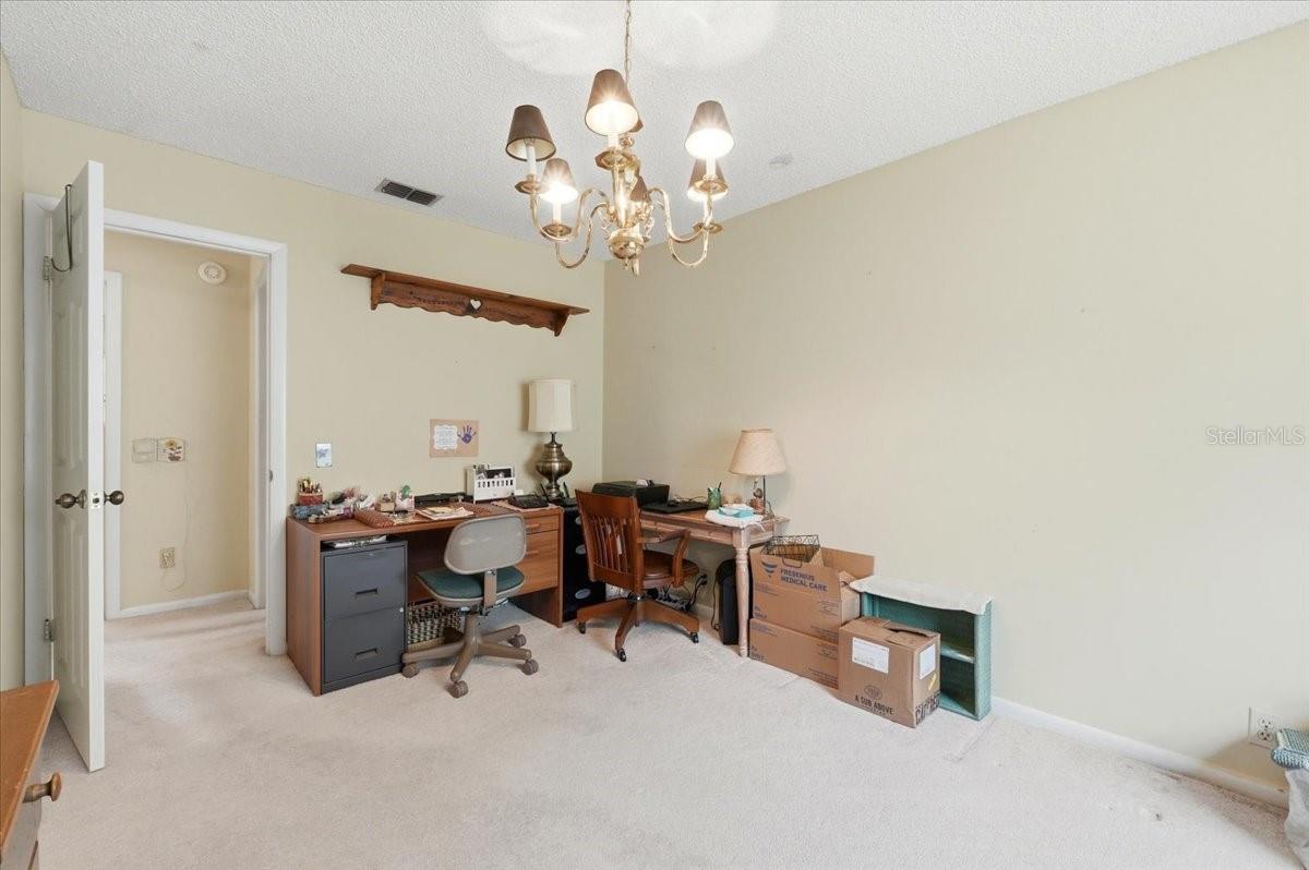 1202 LAKE ARIANA BLVD, AUBURNDALE, FL, 33823