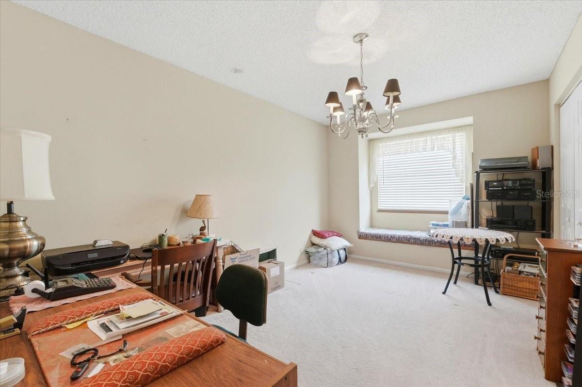 1202 LAKE ARIANA BLVD, AUBURNDALE, FL, 33823