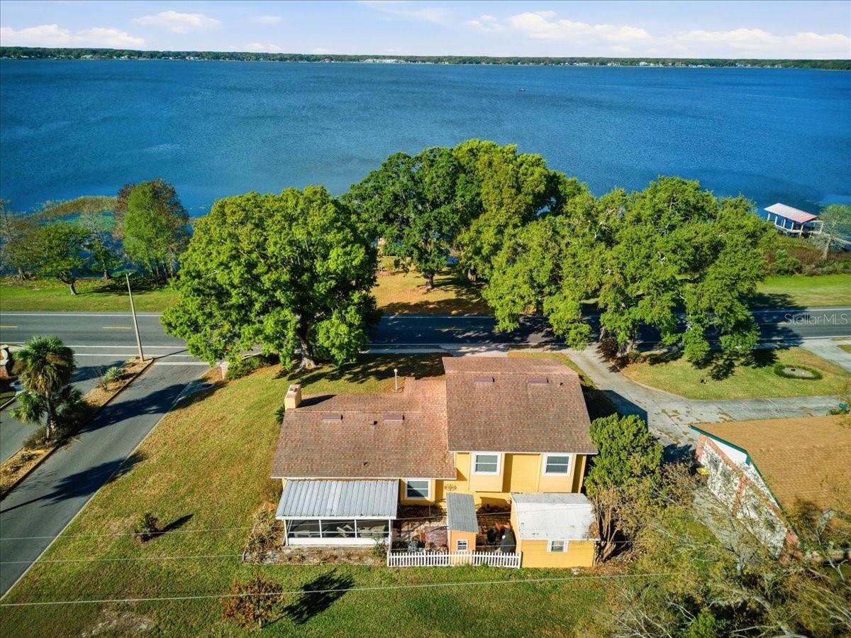 1202 LAKE ARIANA BLVD, AUBURNDALE, FL, 33823