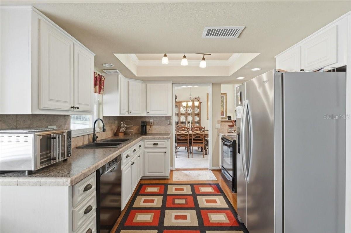 1202 LAKE ARIANA BLVD, AUBURNDALE, FL, 33823