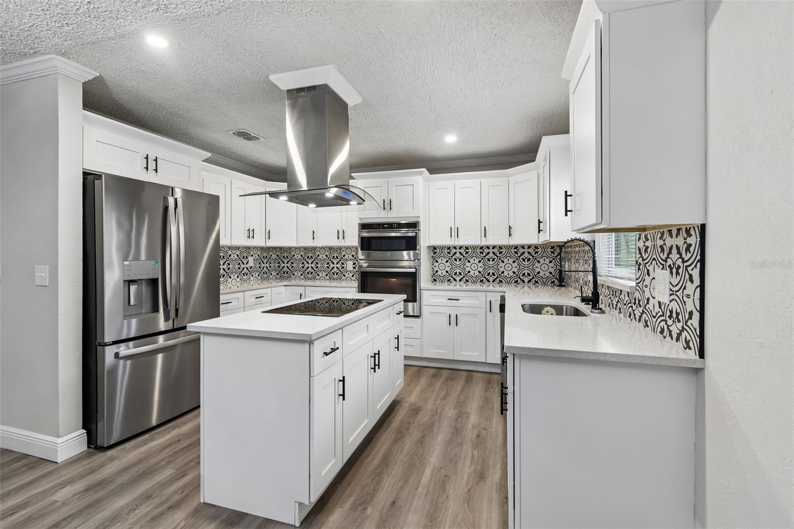 7403 SPRING CT, TAMPA, FL, 33634