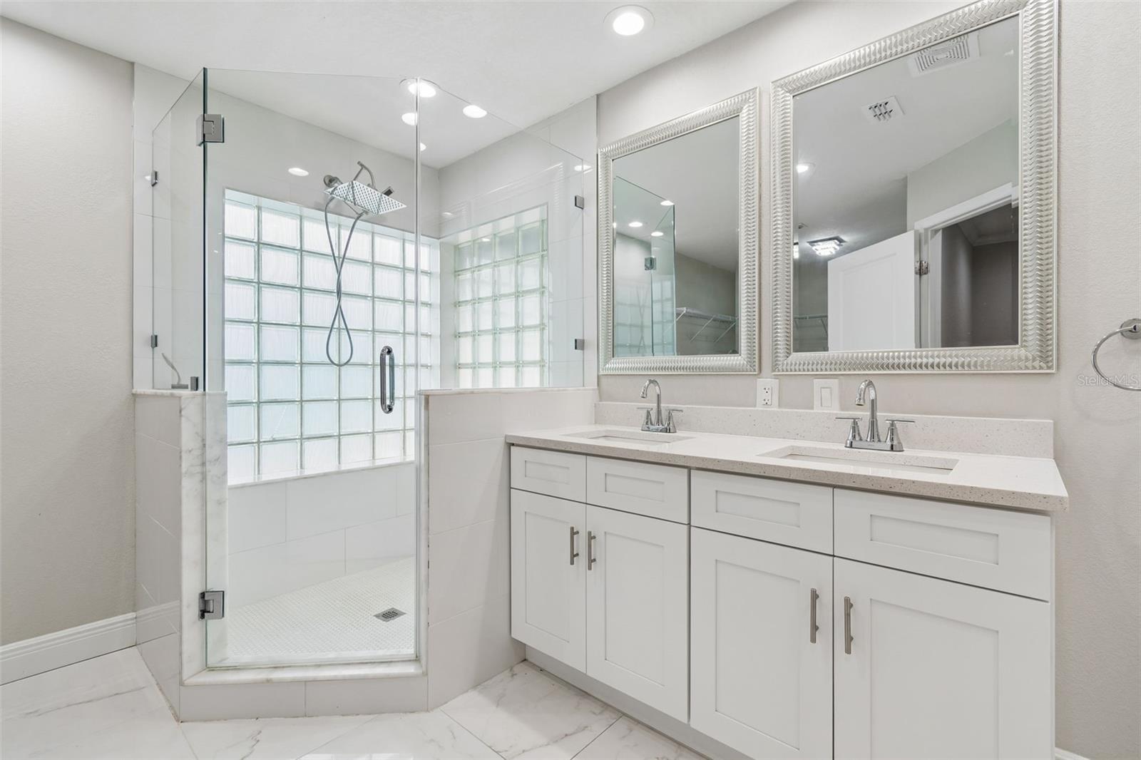 7403 SPRING CT, TAMPA, FL, 33634
