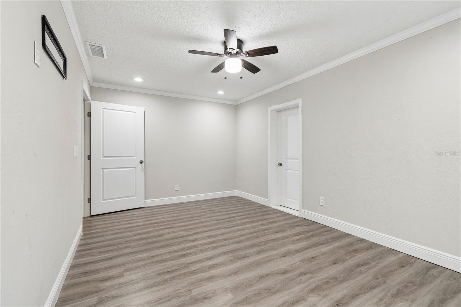 7403 SPRING CT, TAMPA, FL, 33634