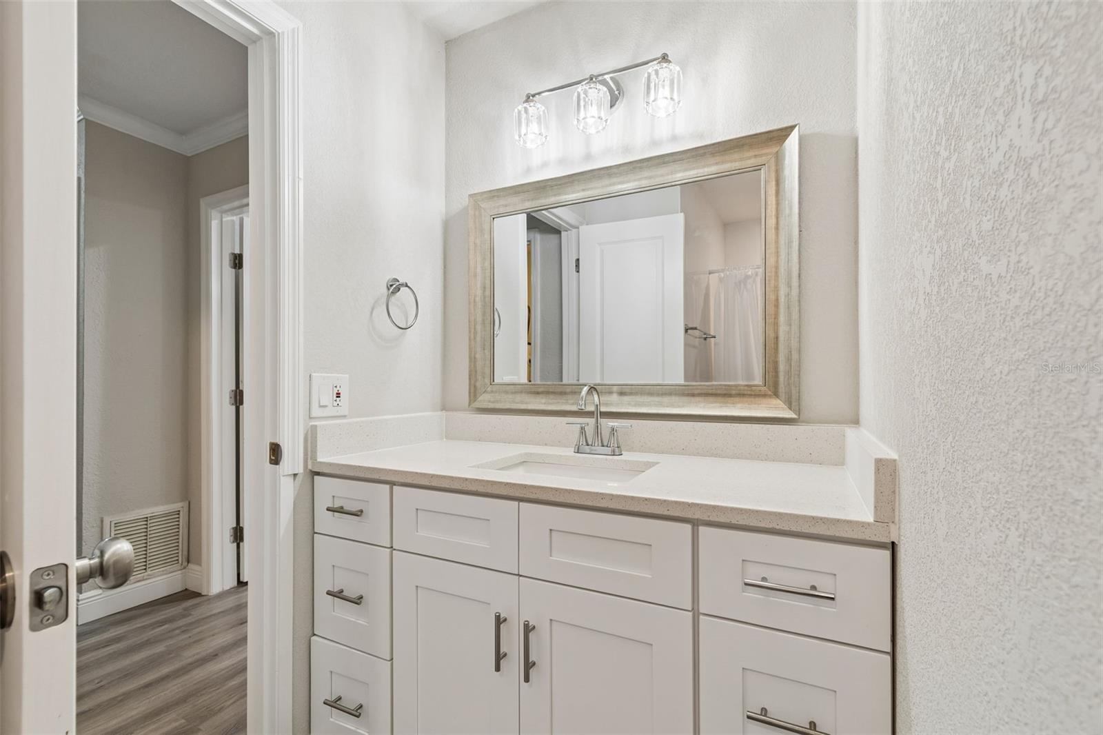 7403 SPRING CT, TAMPA, FL, 33634