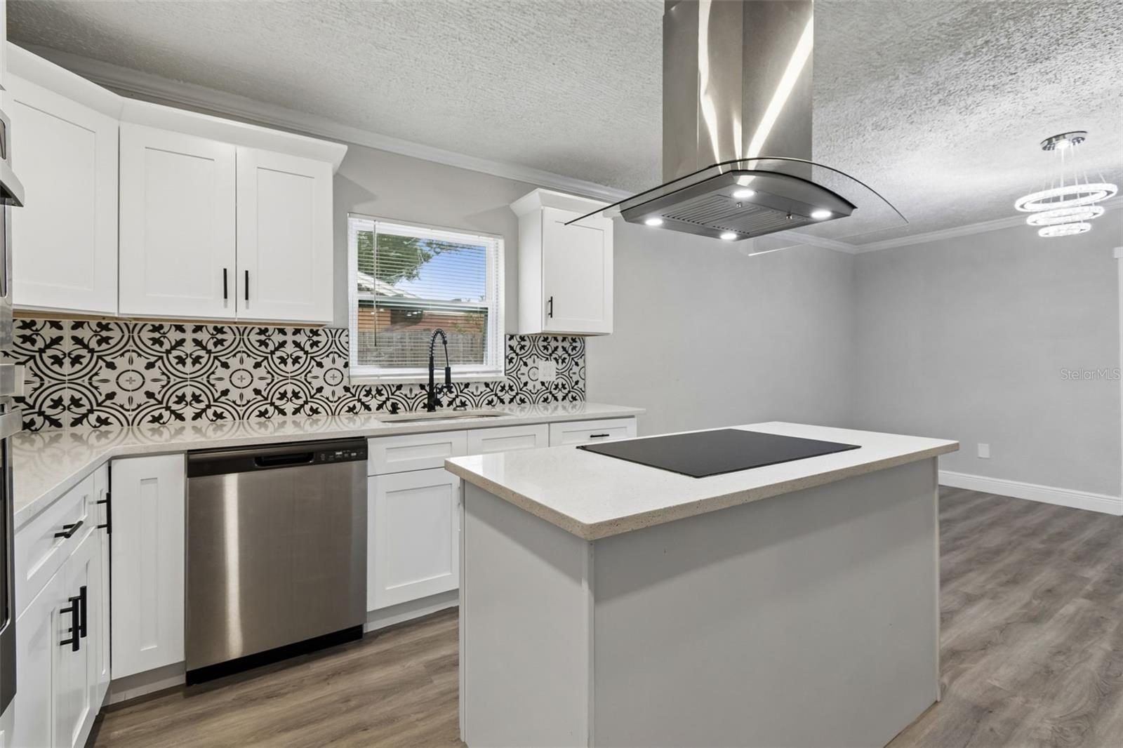 7403 SPRING CT, TAMPA, FL, 33634