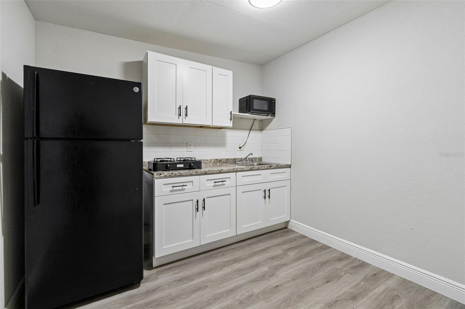 7403 SPRING CT, TAMPA, FL, 33634