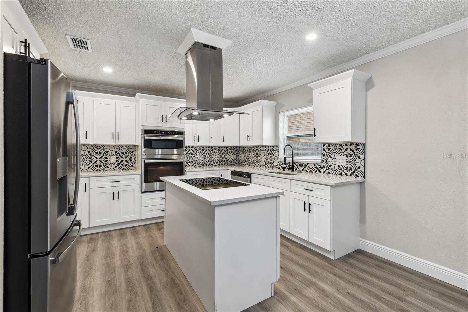 7403 SPRING CT, TAMPA, FL, 33634