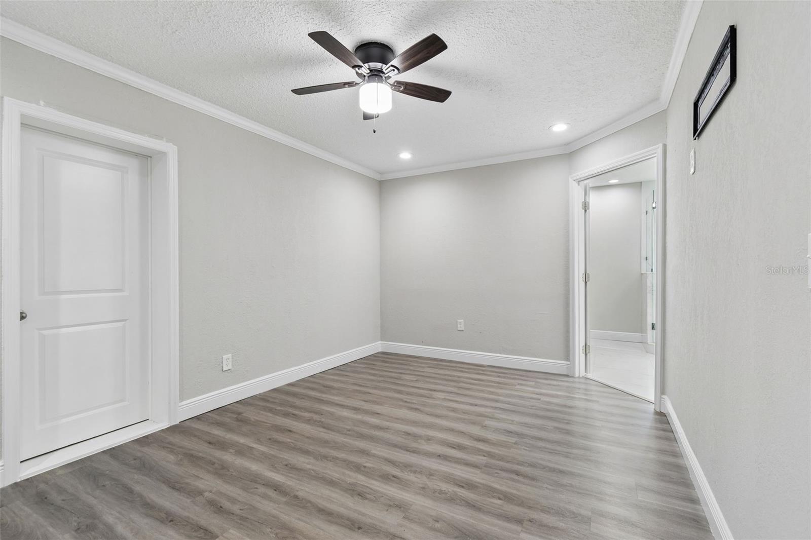 7403 SPRING CT, TAMPA, FL, 33634