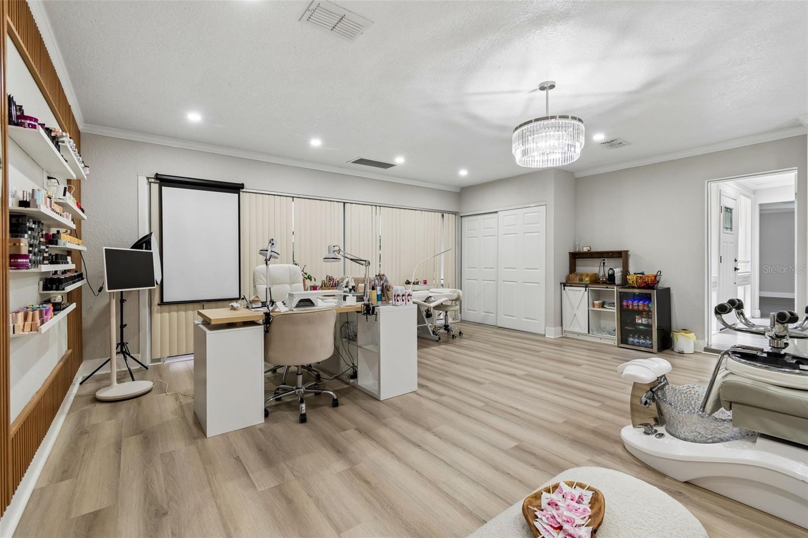 7403 SPRING CT, TAMPA, FL, 33634