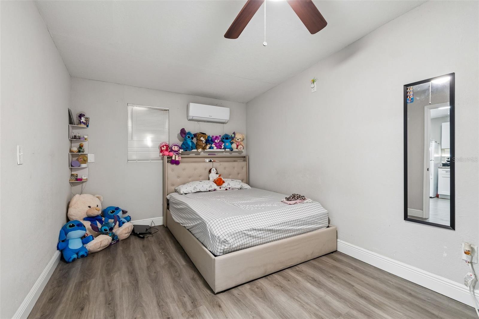 7403 SPRING CT, TAMPA, FL, 33634