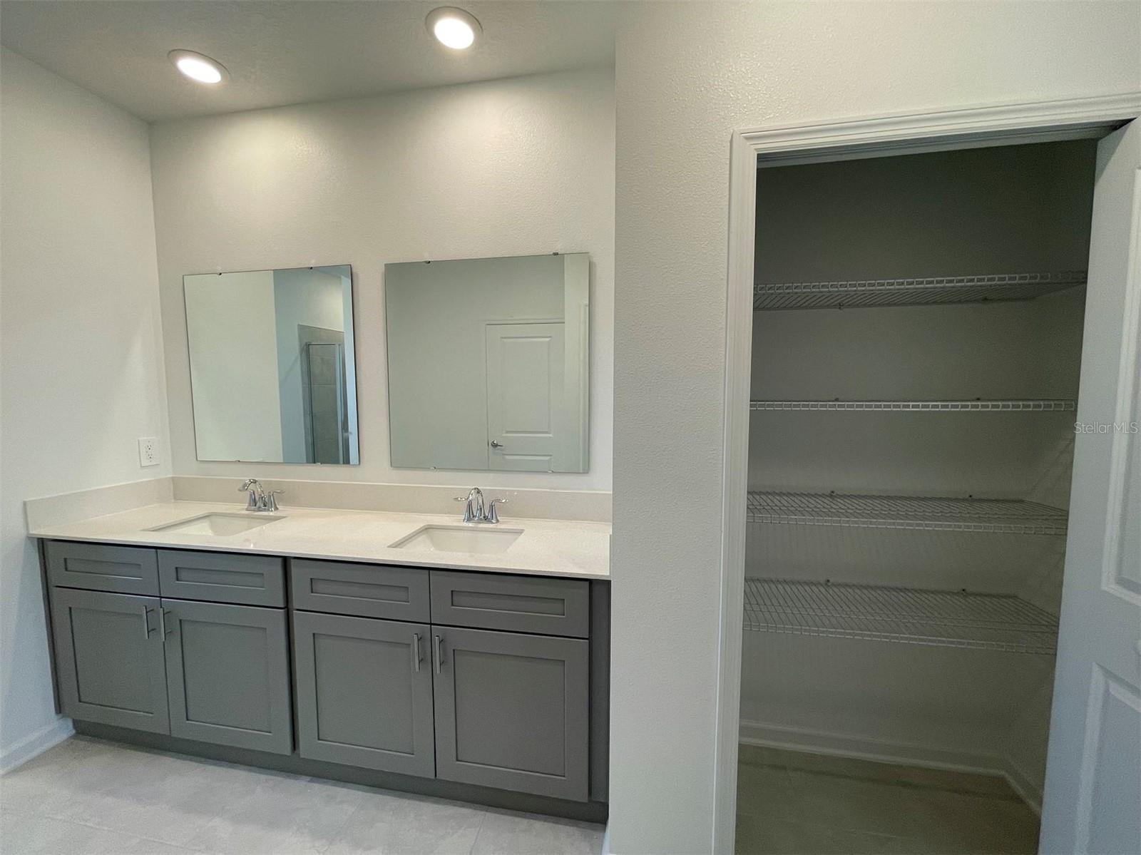 2165 SWEET HONEY LN, APOPKA, FL, 32712