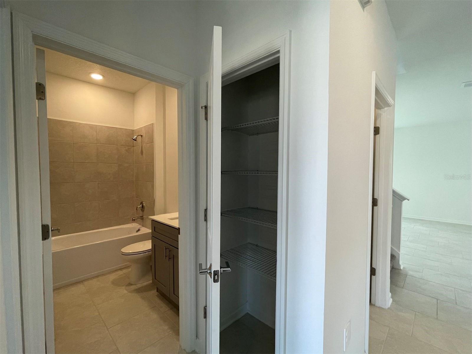 2165 SWEET HONEY LN, APOPKA, FL, 32712