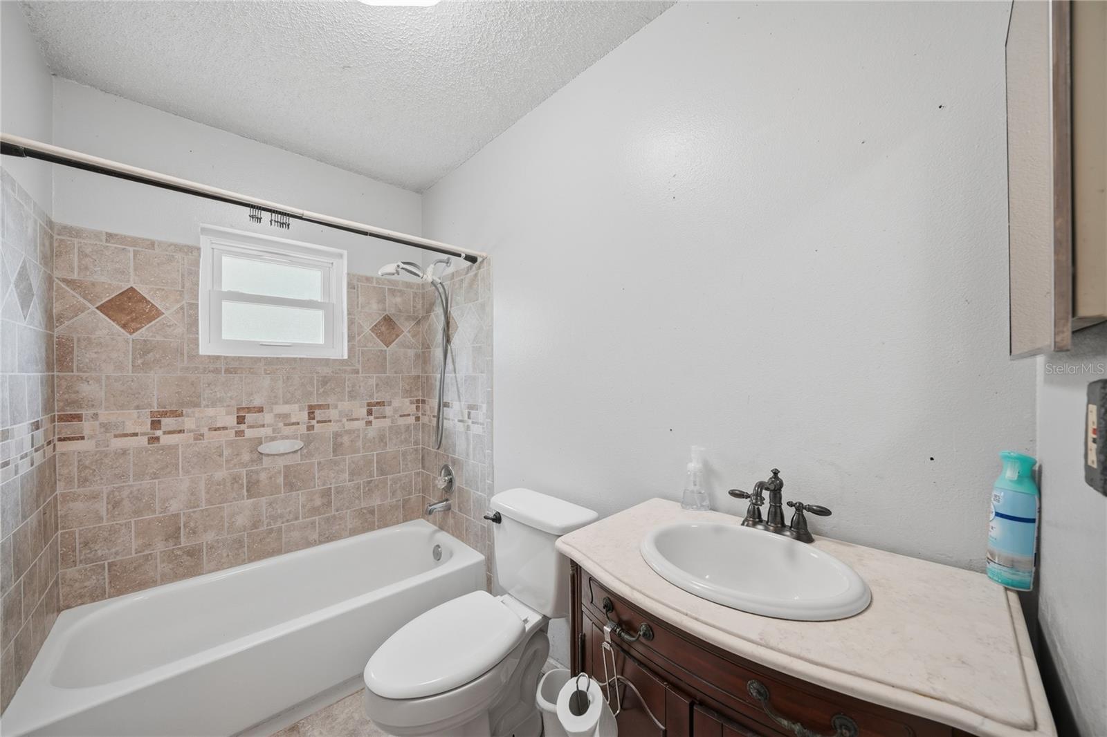 2327 SEAN LN, LAKELAND, FL, 33812