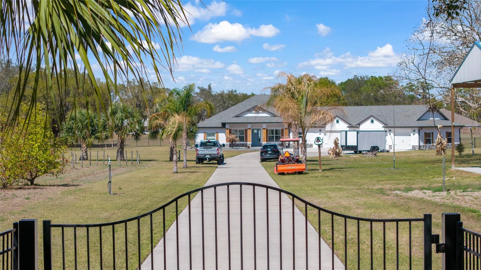 4821 SUNNYSIDE DR, FRUITLAND PARK, FL, 34731