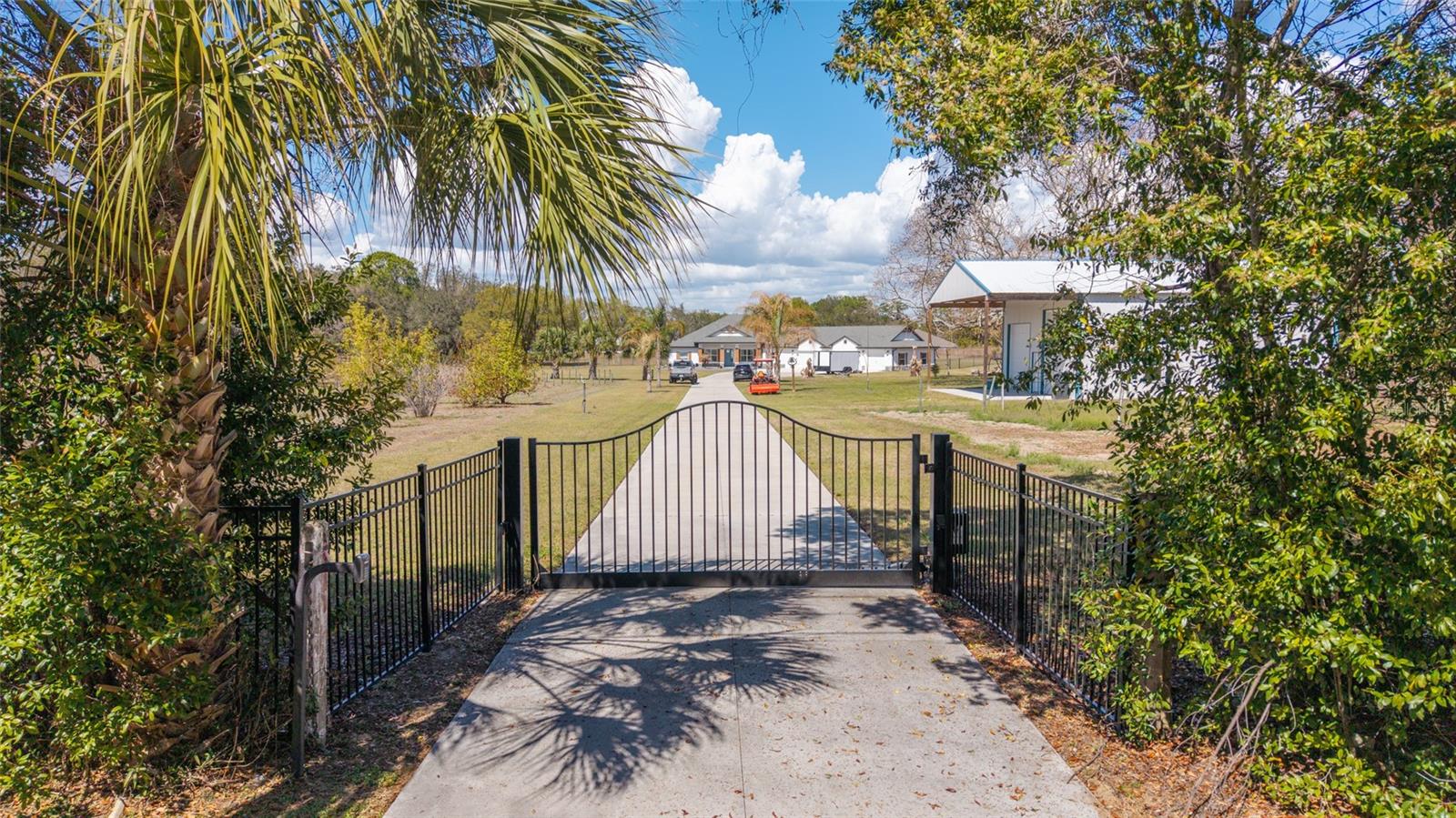 4821 SUNNYSIDE DR, FRUITLAND PARK, FL, 34731