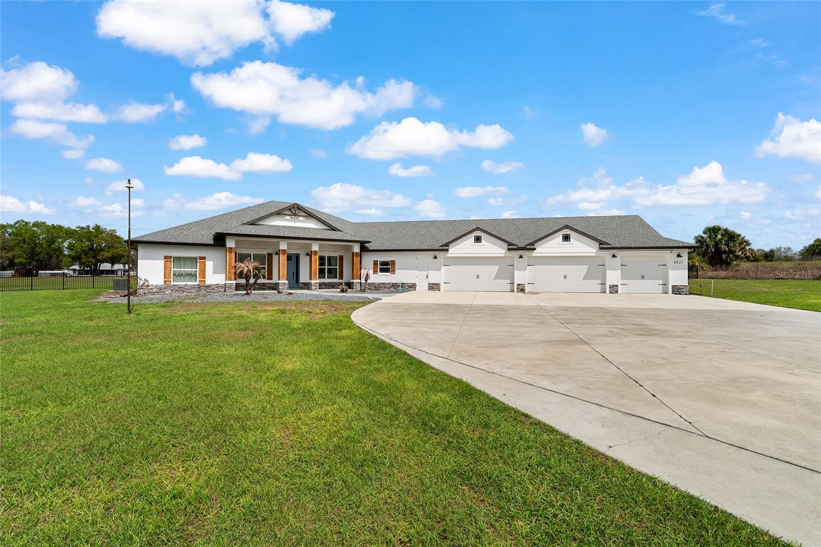 4821 SUNNYSIDE DR, FRUITLAND PARK, FL, 34731