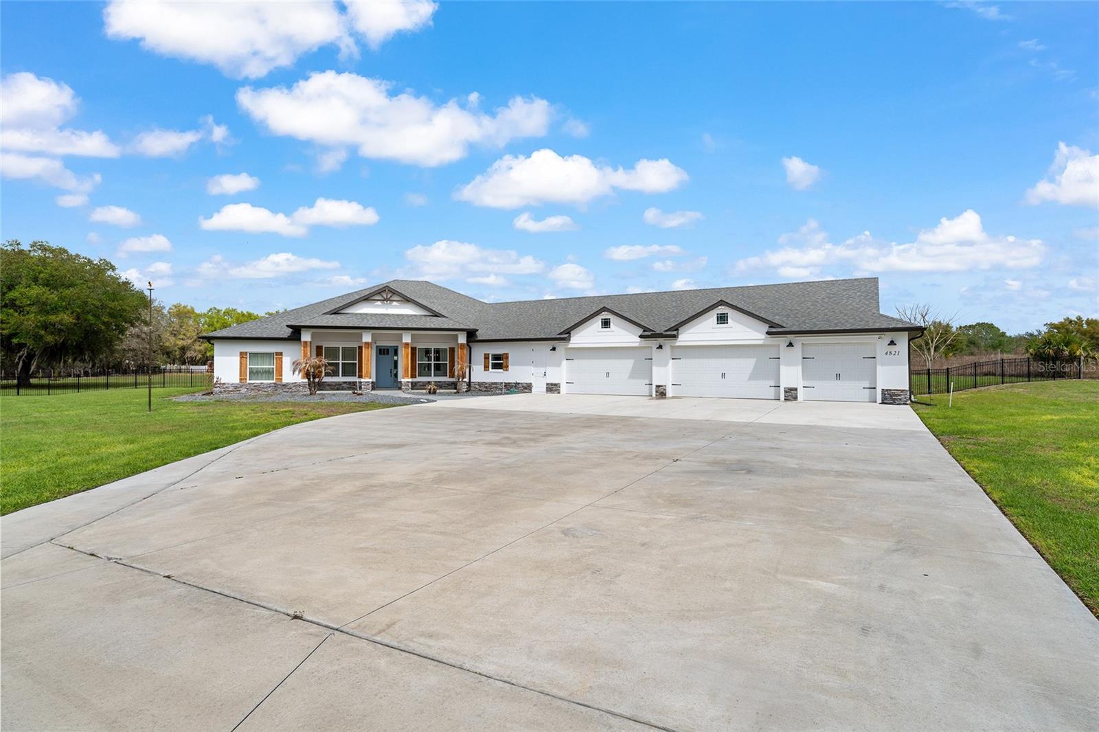 4821 SUNNYSIDE DR, FRUITLAND PARK, FL, 34731